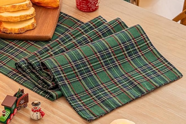 Plaid Christmas Table Runner