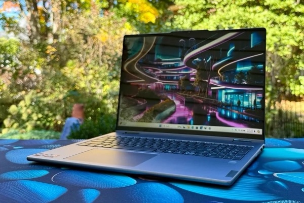 Lenovo Yoga 7 14 Gen 9